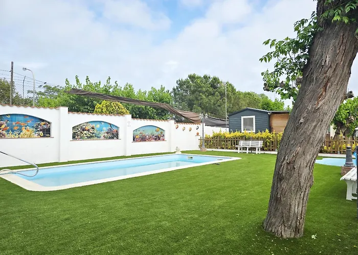 Costa Dorada Tiny House 1 *